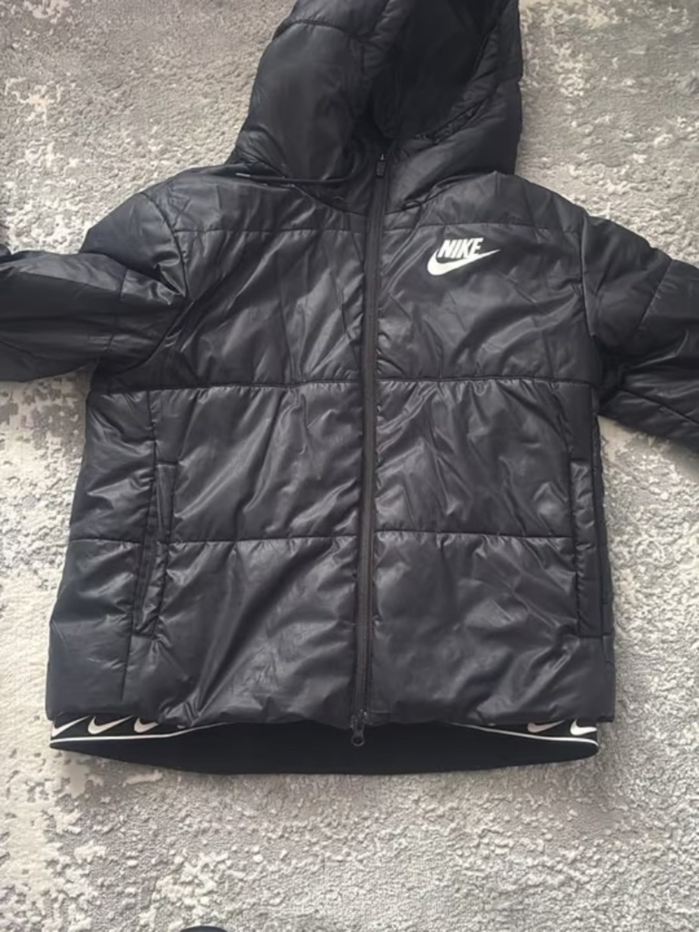 Nike Sportswear Hooded Puffer Jacket — Black, Size M